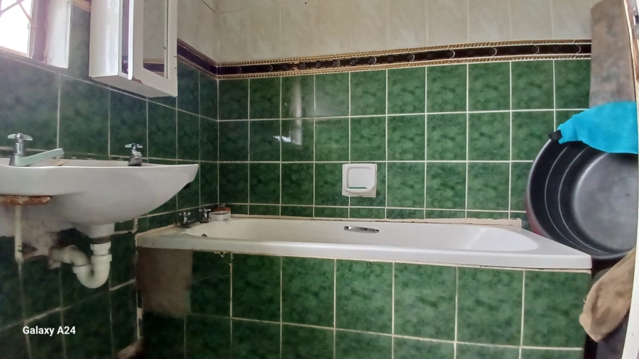 2 Bedroom Property for Sale in Haven Hills Eastern Cape
